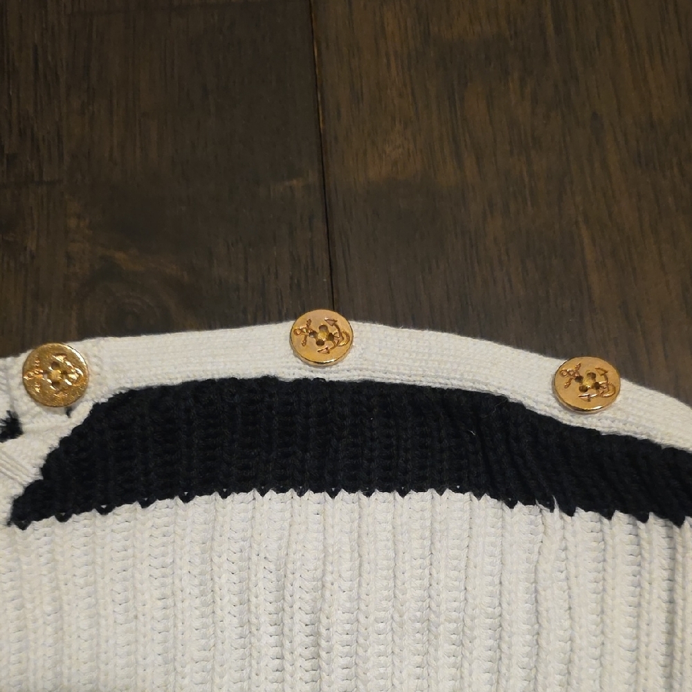 Ralph Lauren Black and White Striped Crewneck Sweater - Picture 3 of 4